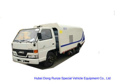 중국 JMC 4X2 진공 도로 스위퍼 트럭, 고압 물을 가진 가로 청소부 트럭 협력 업체